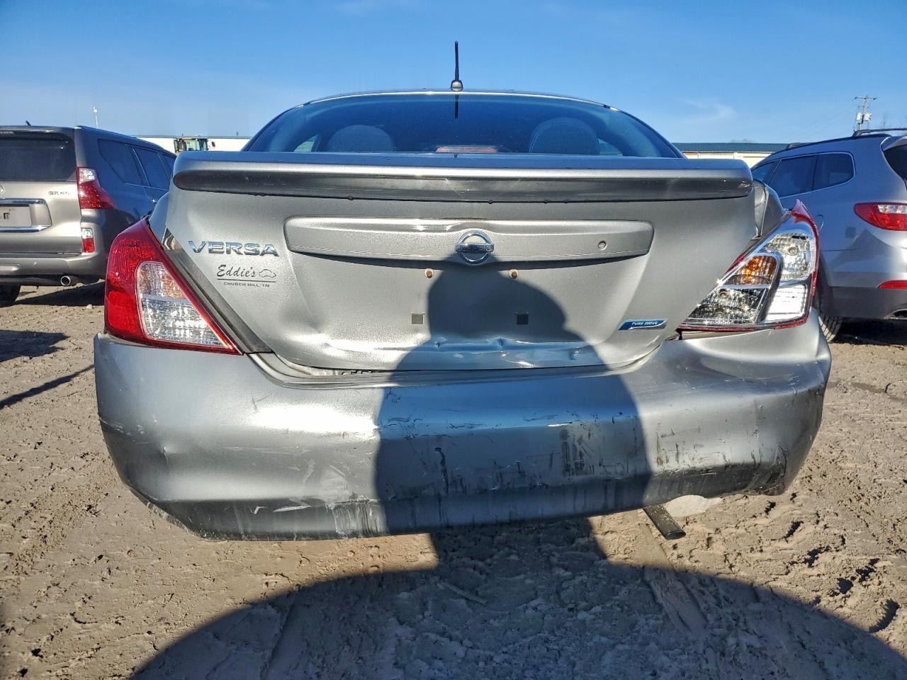 2012 NISSAN VERSA