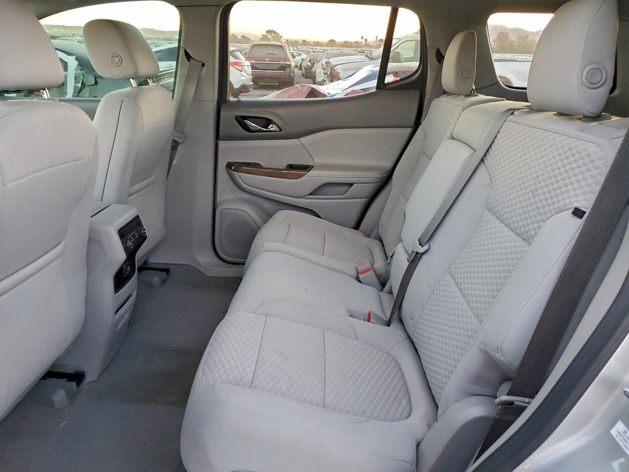 2018 GMC ACADIA
