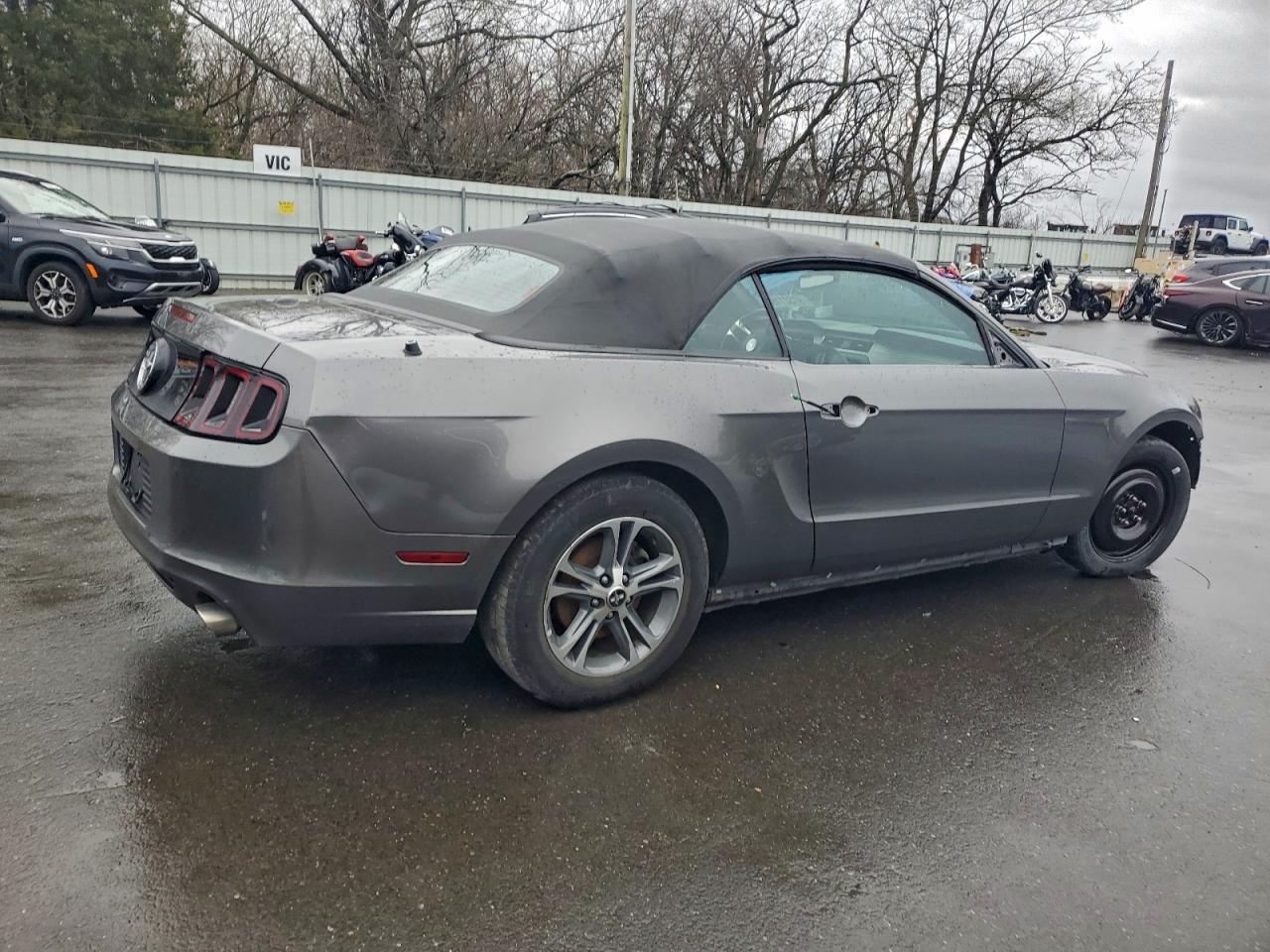 2014 FORD MUSTANG