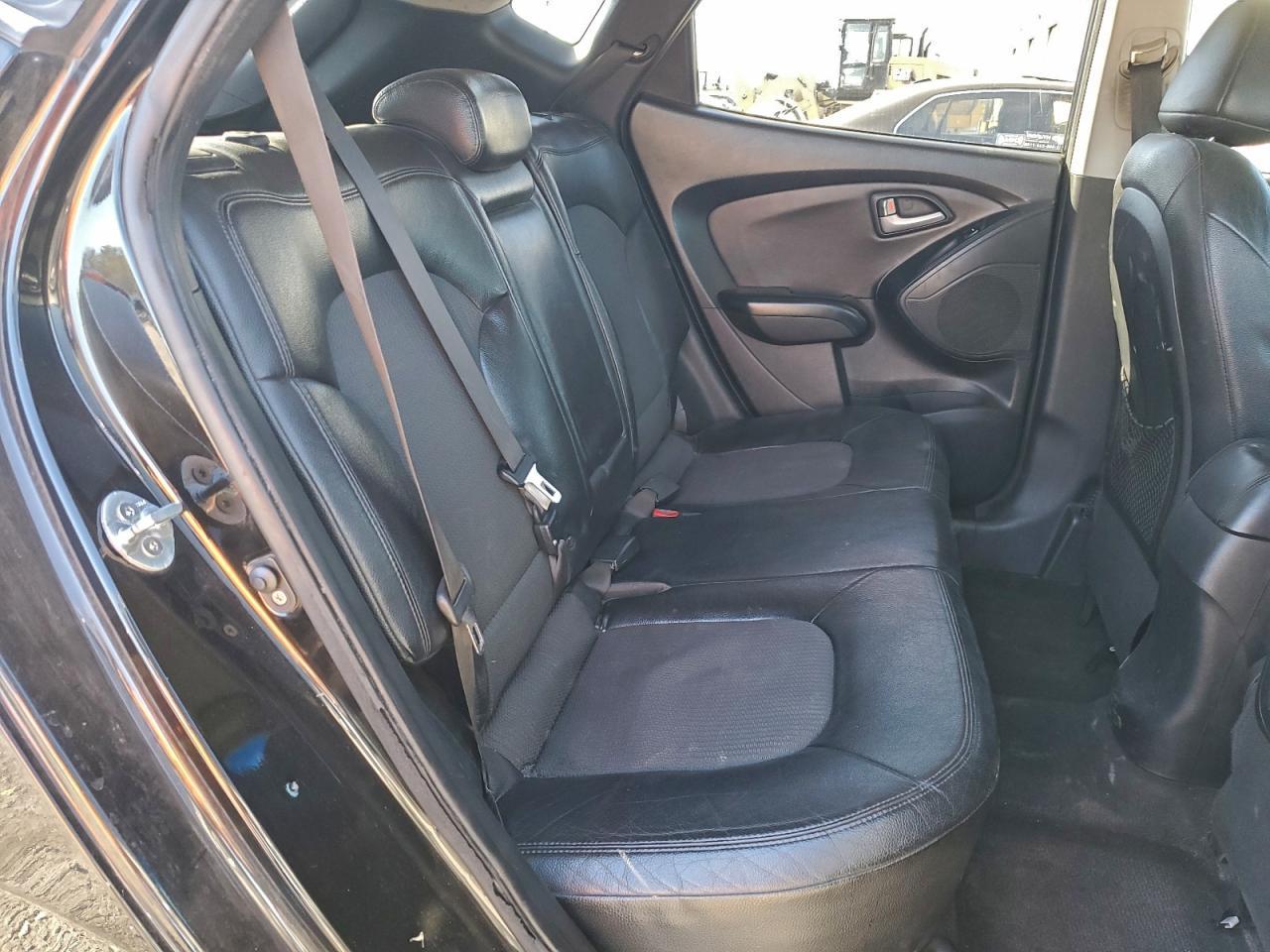 2012 HYUNDAI TUCSON