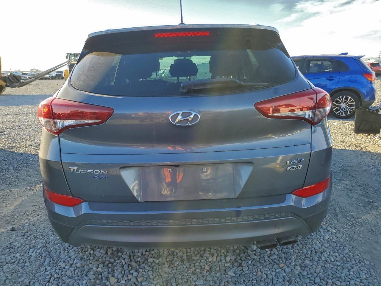 2016 HYUNDAI TUCSON