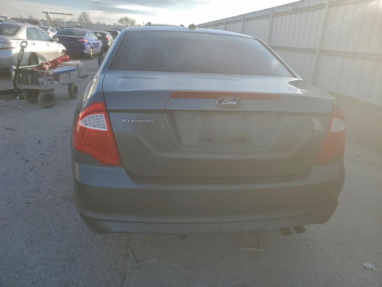2011 FORD FUSION