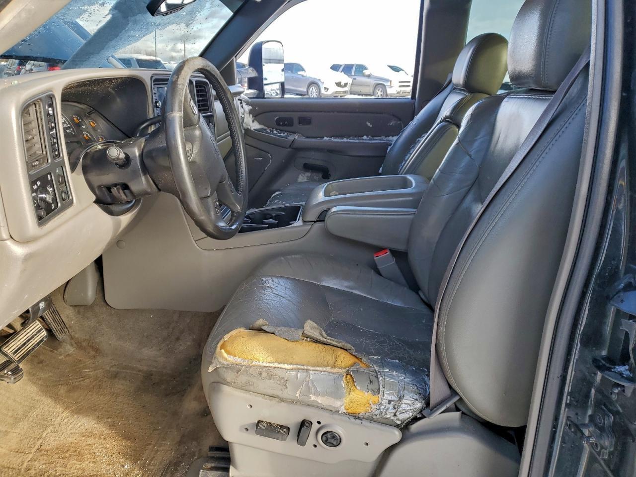 2004 CHEVROLET Silverado