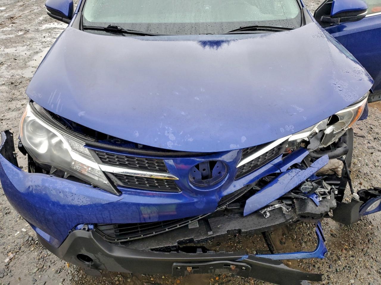 2015 TOYOTA RAV4