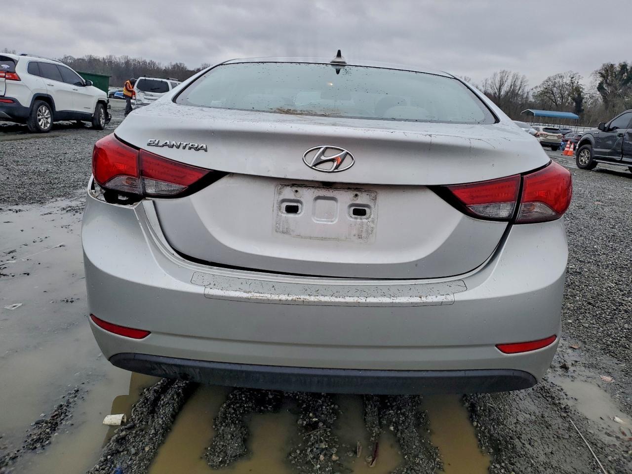 2016 HYUNDAI ELANTRA