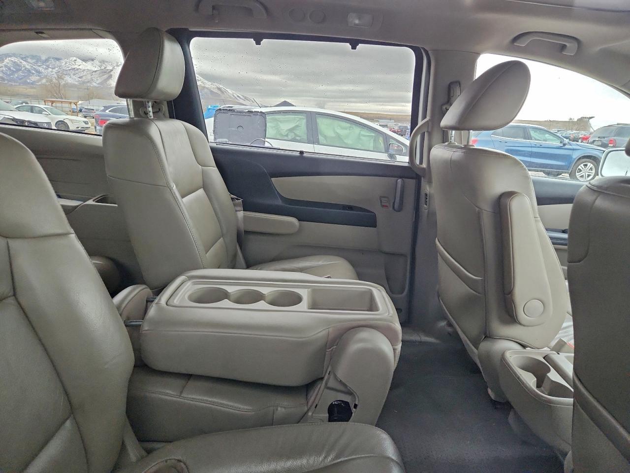 2011 HONDA ODYSSEY