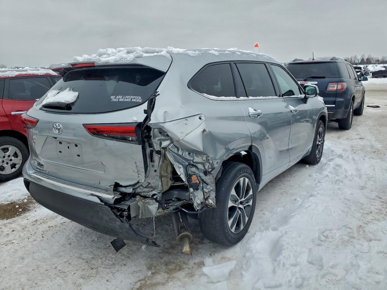 2020 TOYOTA HIGHLANDER
