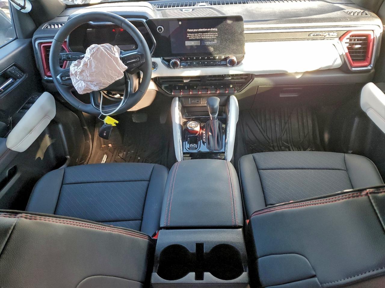 2025 GMC CANYON