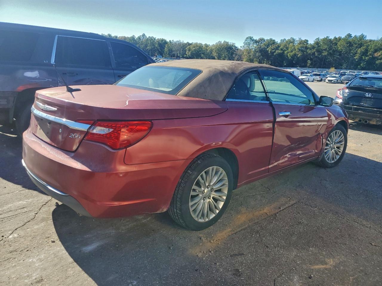 2014 CHRYSLER 200