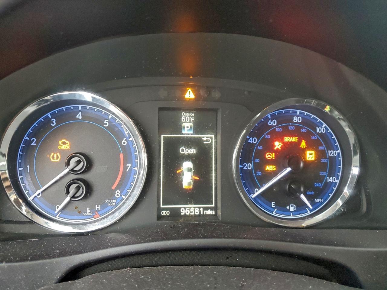 2019 TOYOTA COROLLA