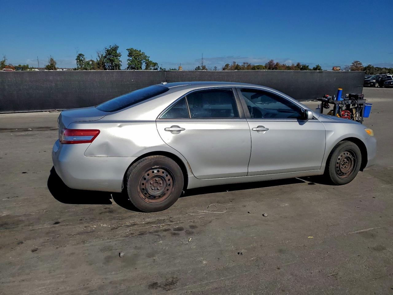2010 TOYOTA CAMRY