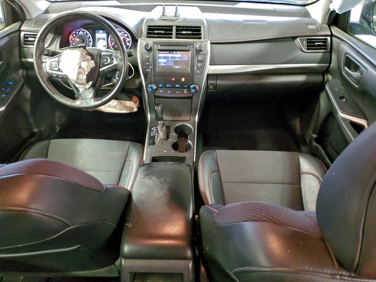 2017 TOYOTA CAMRY