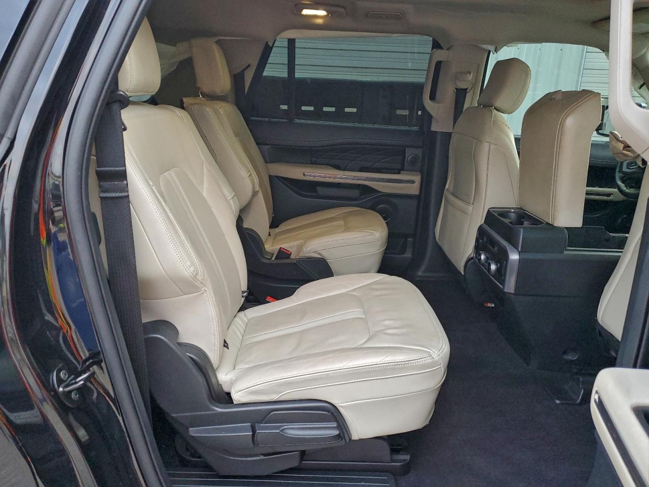 2021 FORD Expedition