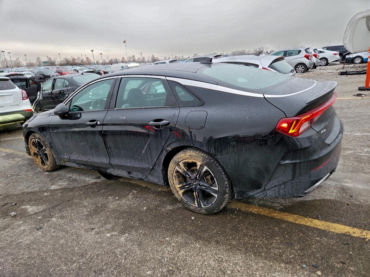 2022 KIA K5
