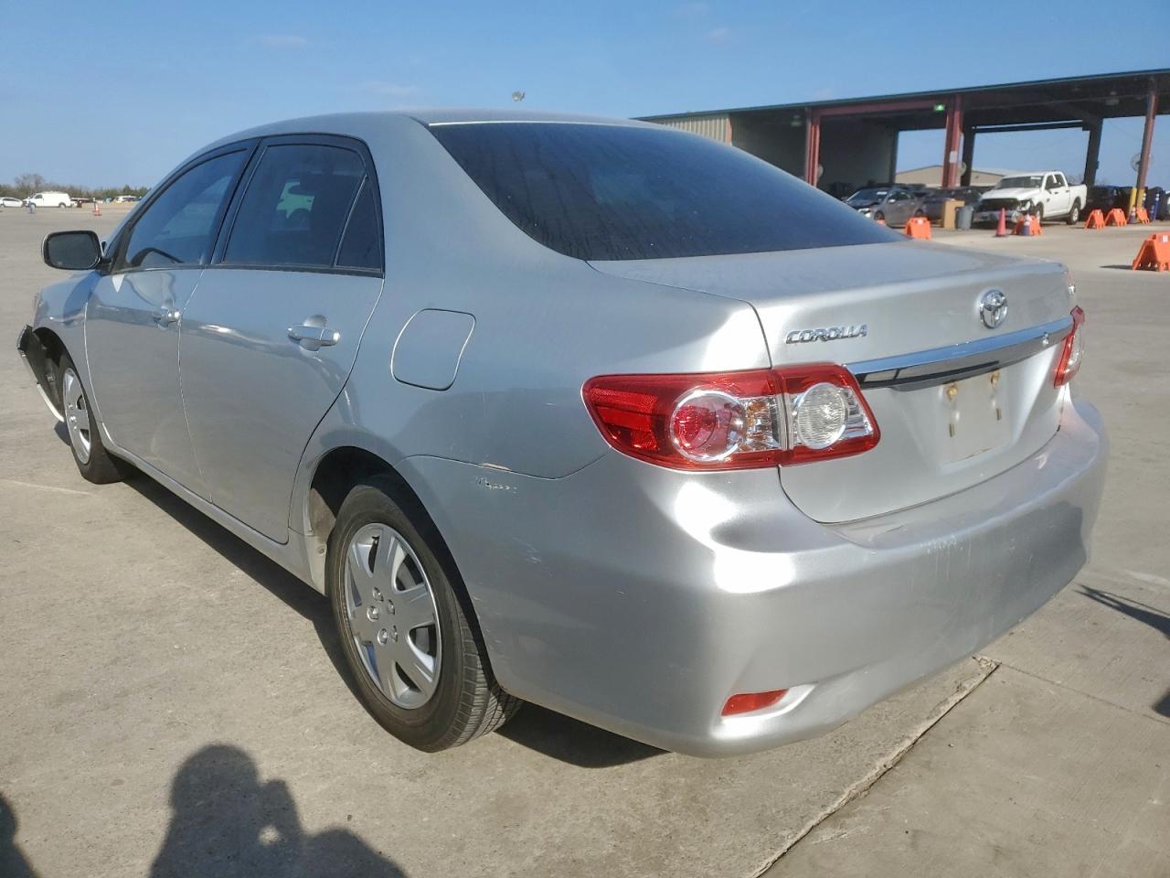 2011 TOYOTA COROLLA