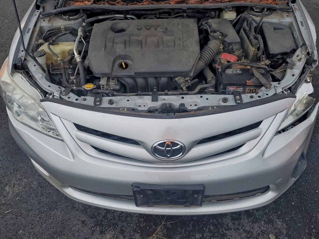 2011 TOYOTA COROLLA