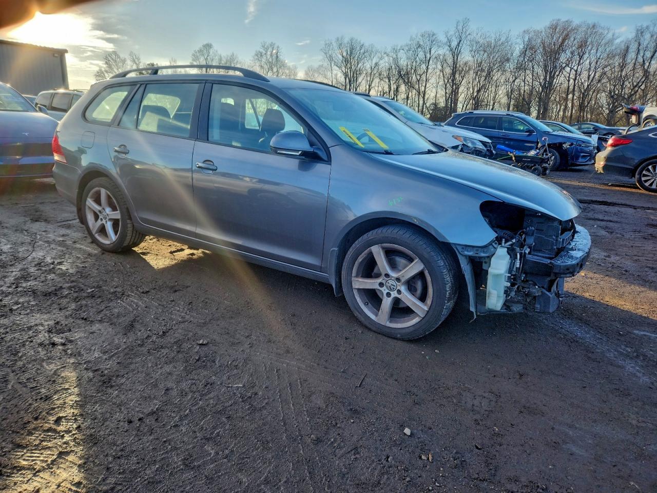 2011 VOLKSWAGEN JETTA