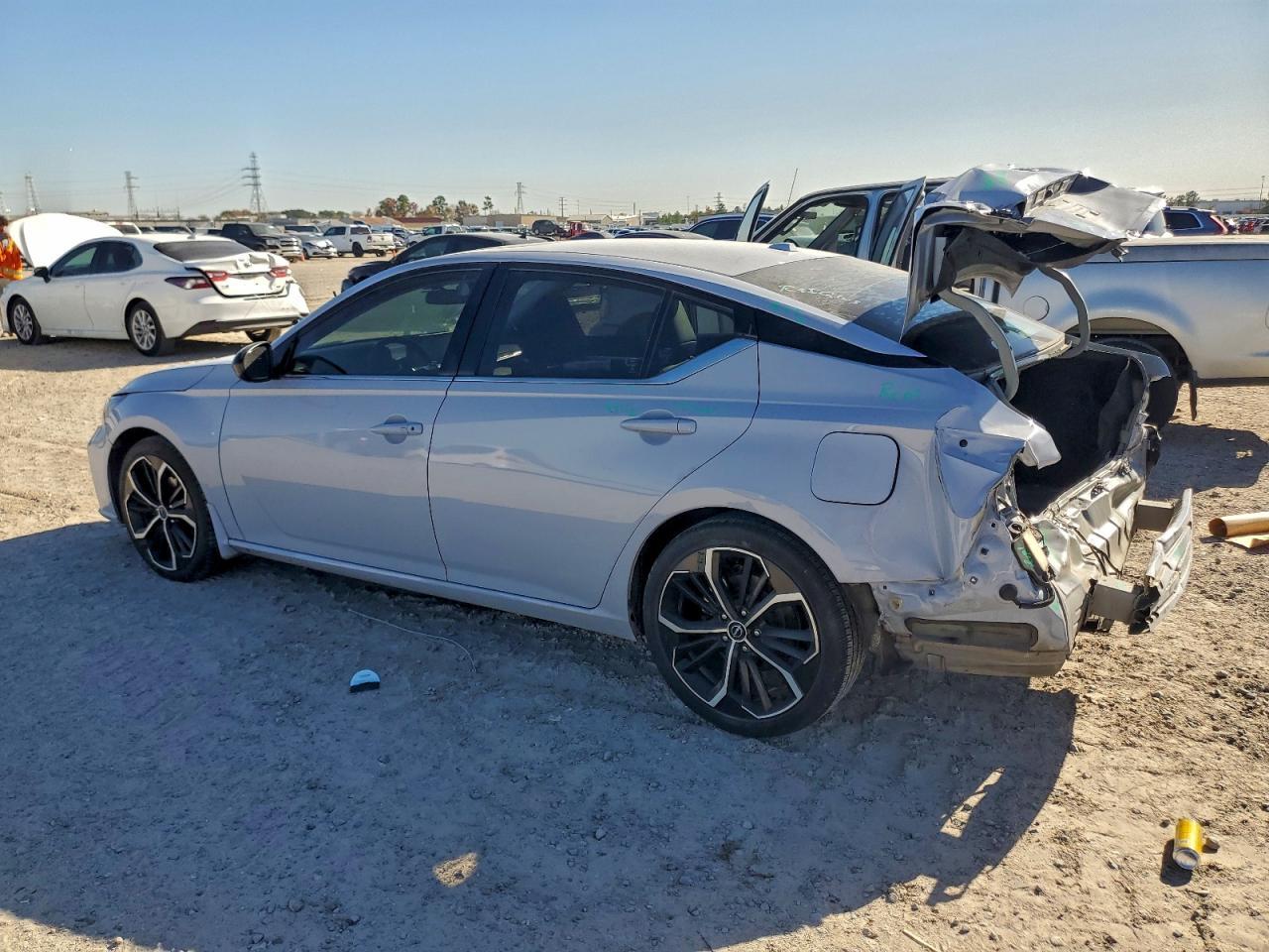2023 NISSAN ALTIMA