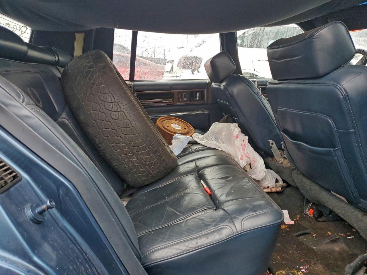 1989 CADILLAC Deville