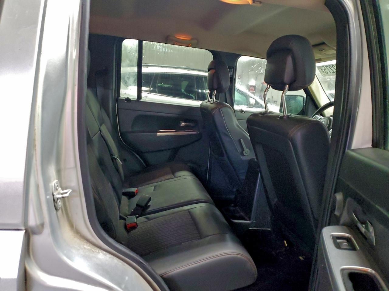 2012 JEEP Liberty