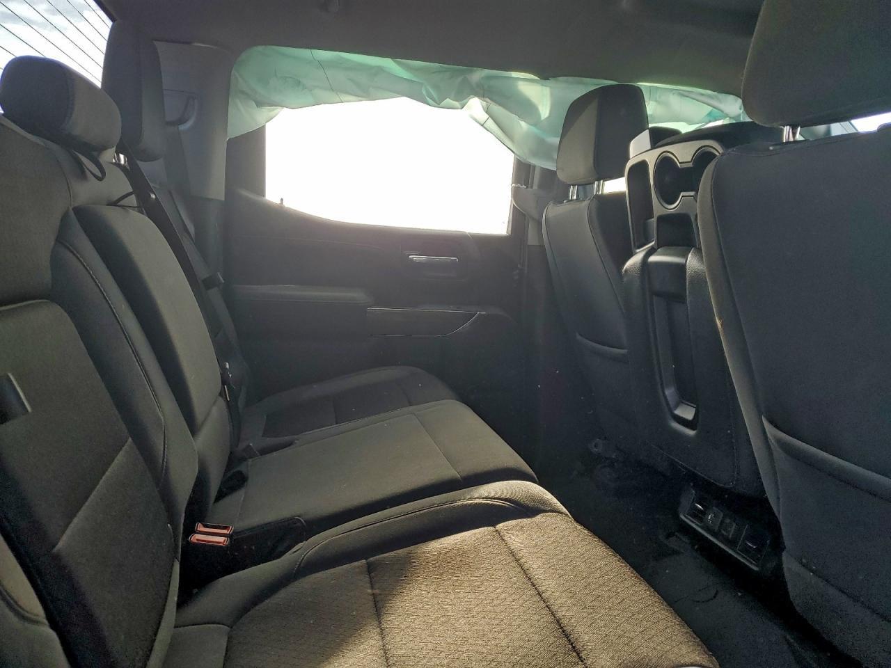 2021 CHEVROLET Silverado