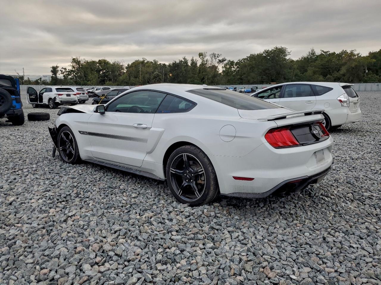 2020 FORD MUSTANG