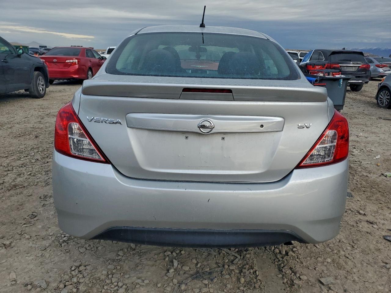 2018 NISSAN VERSA