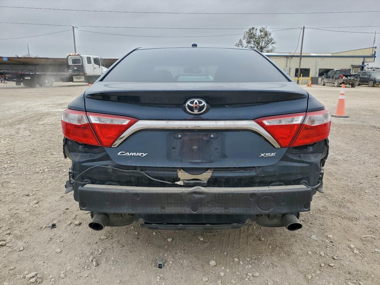 2015 TOYOTA CAMRY