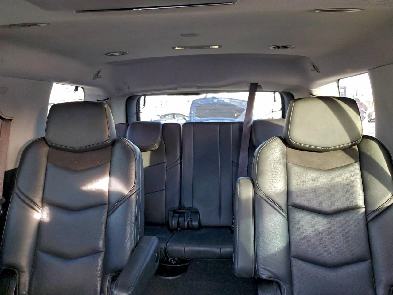 2016 CADILLAC ESCALADE
