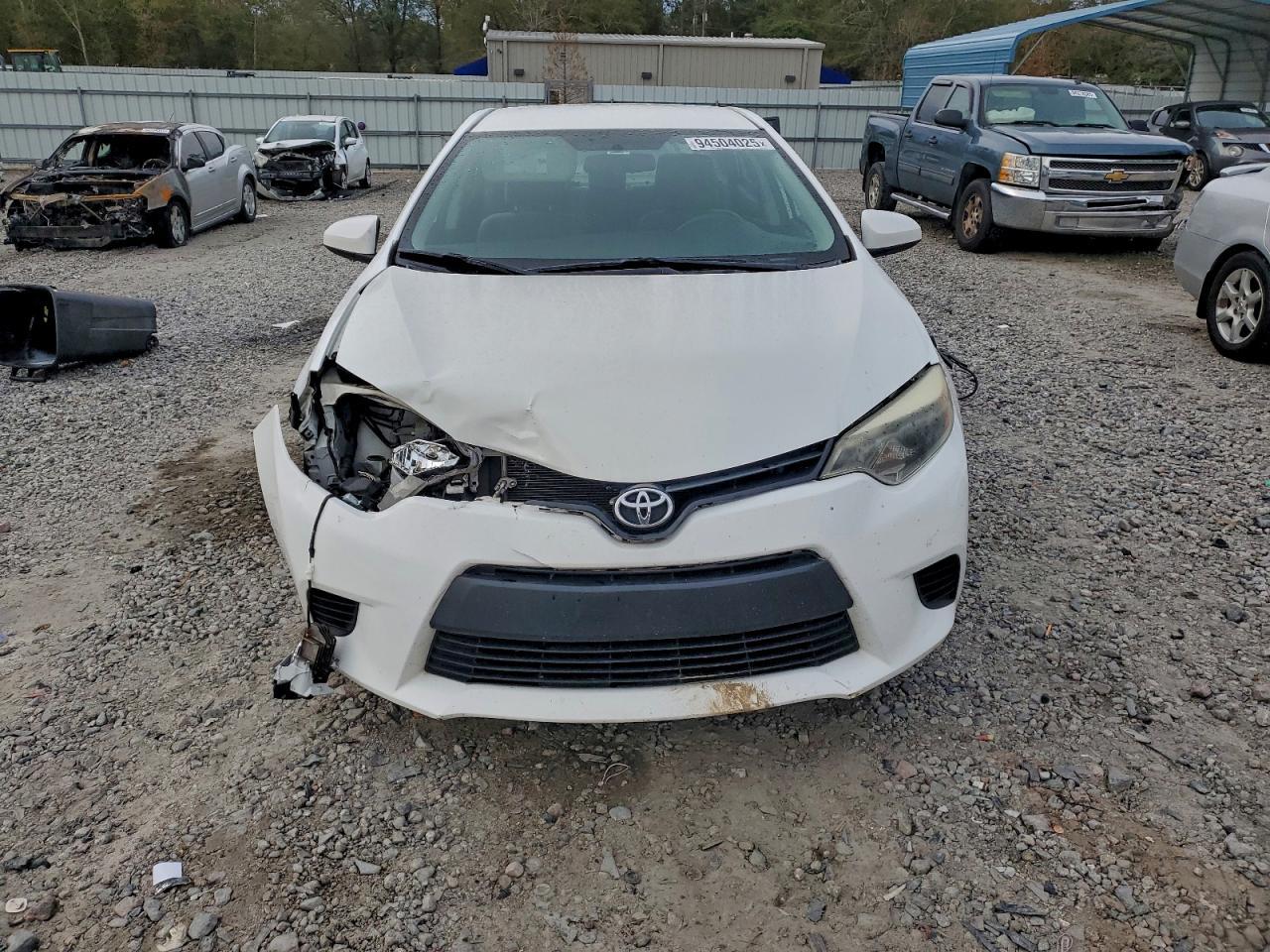 2015 TOYOTA COROLLA