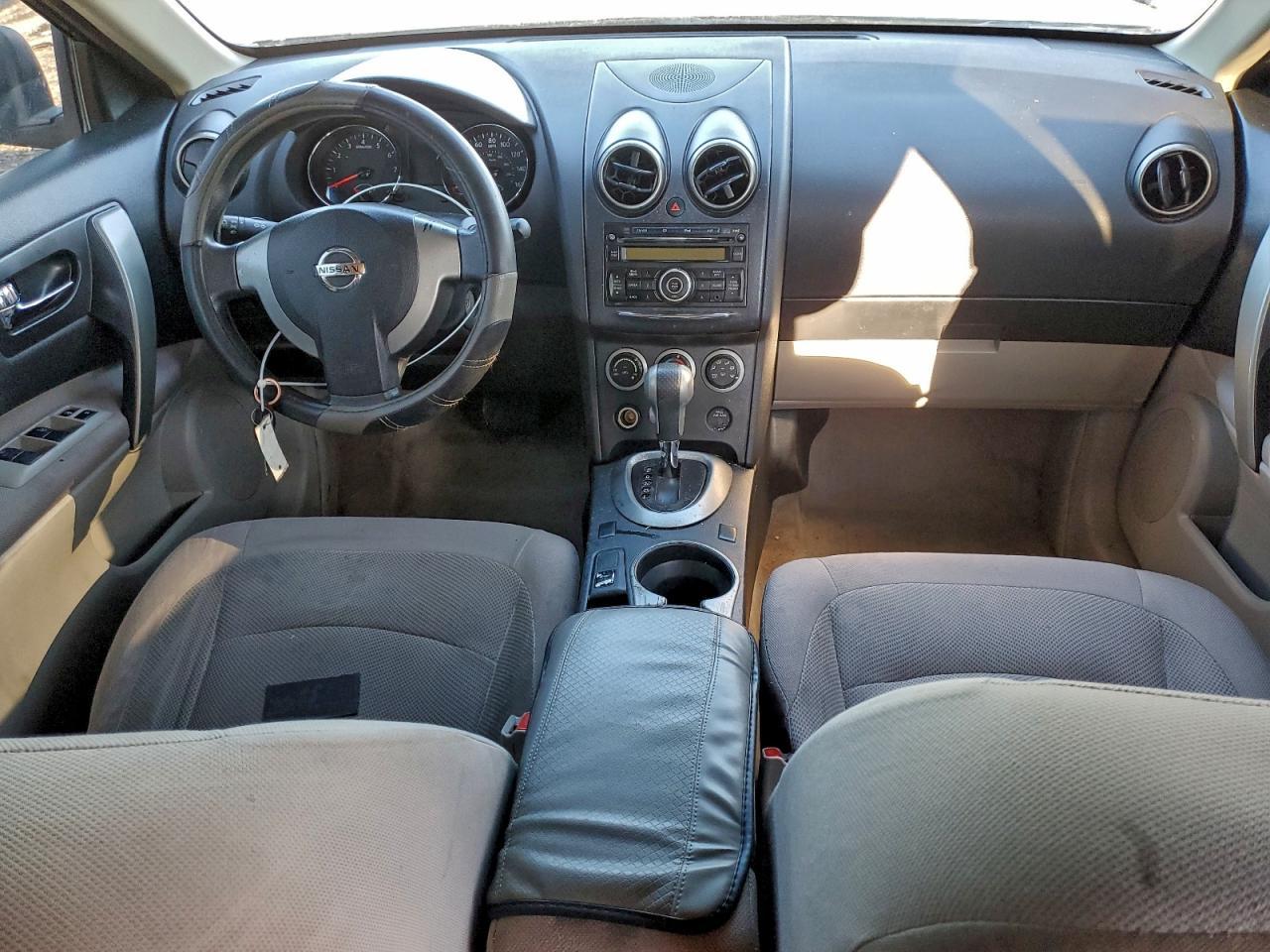 2014 NISSAN ROGUE