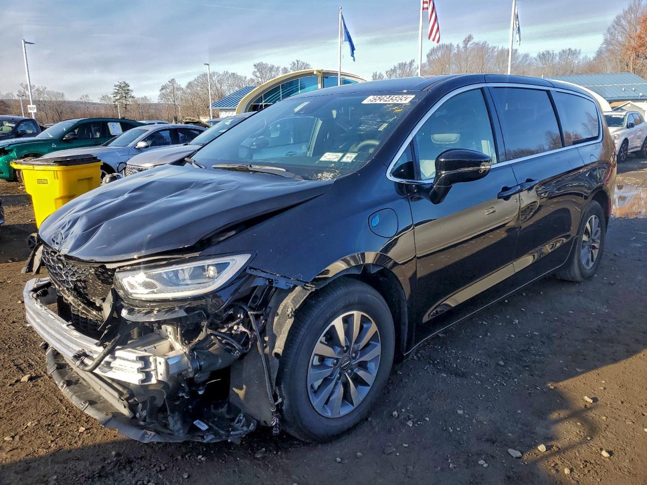 2025 CHRYSLER Pacifica