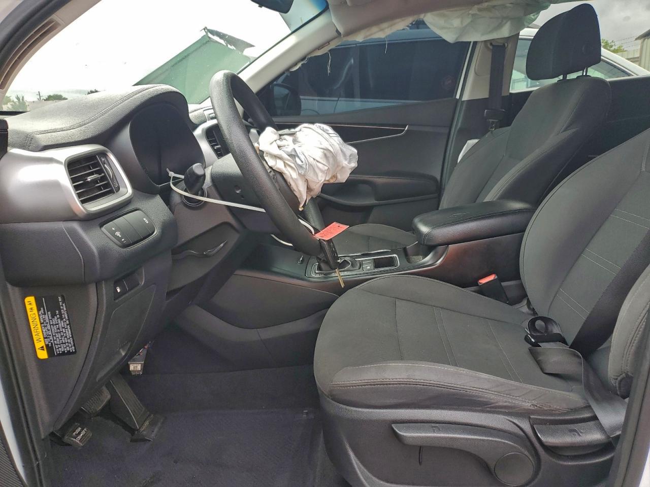 2017 KIA SORENTO