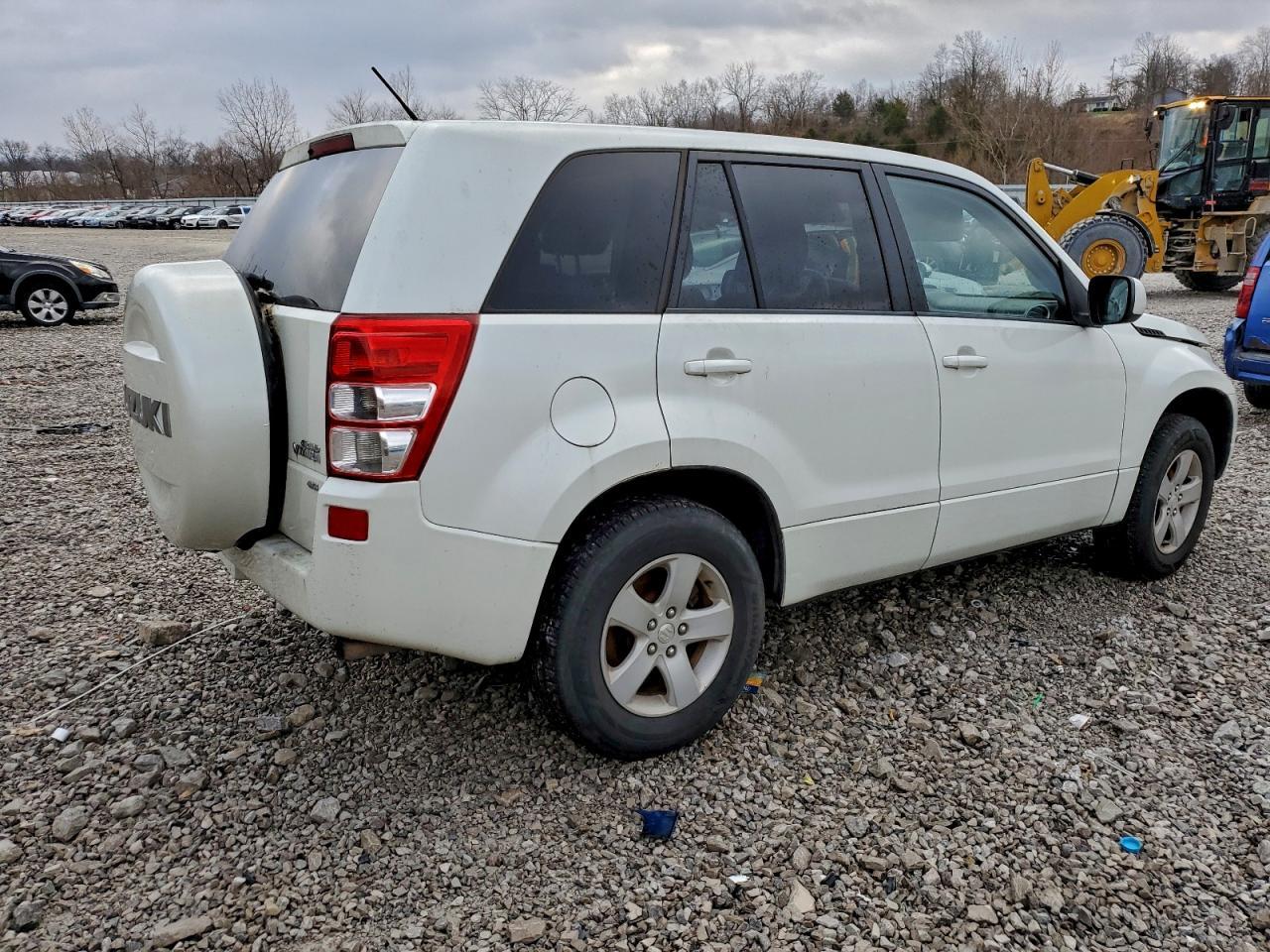 2011 SUZUKI Grand Vitara