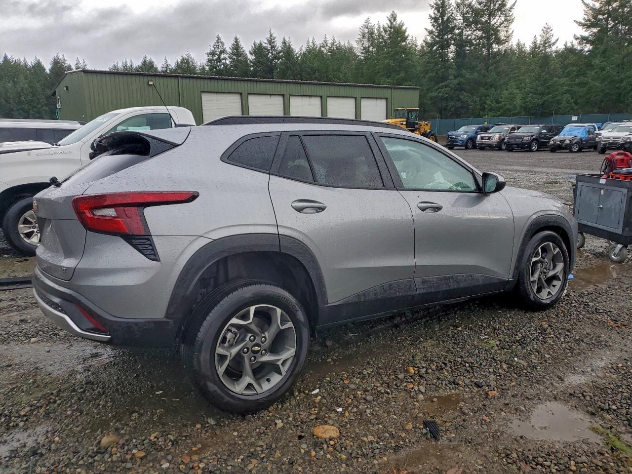 2025 CHEVROLET TRAX