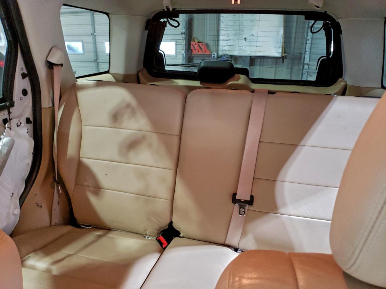 2010 FORD ESCAPE