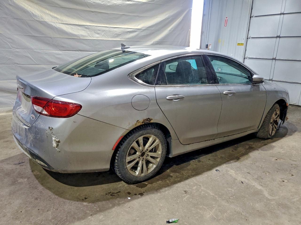 2016 CHRYSLER 200