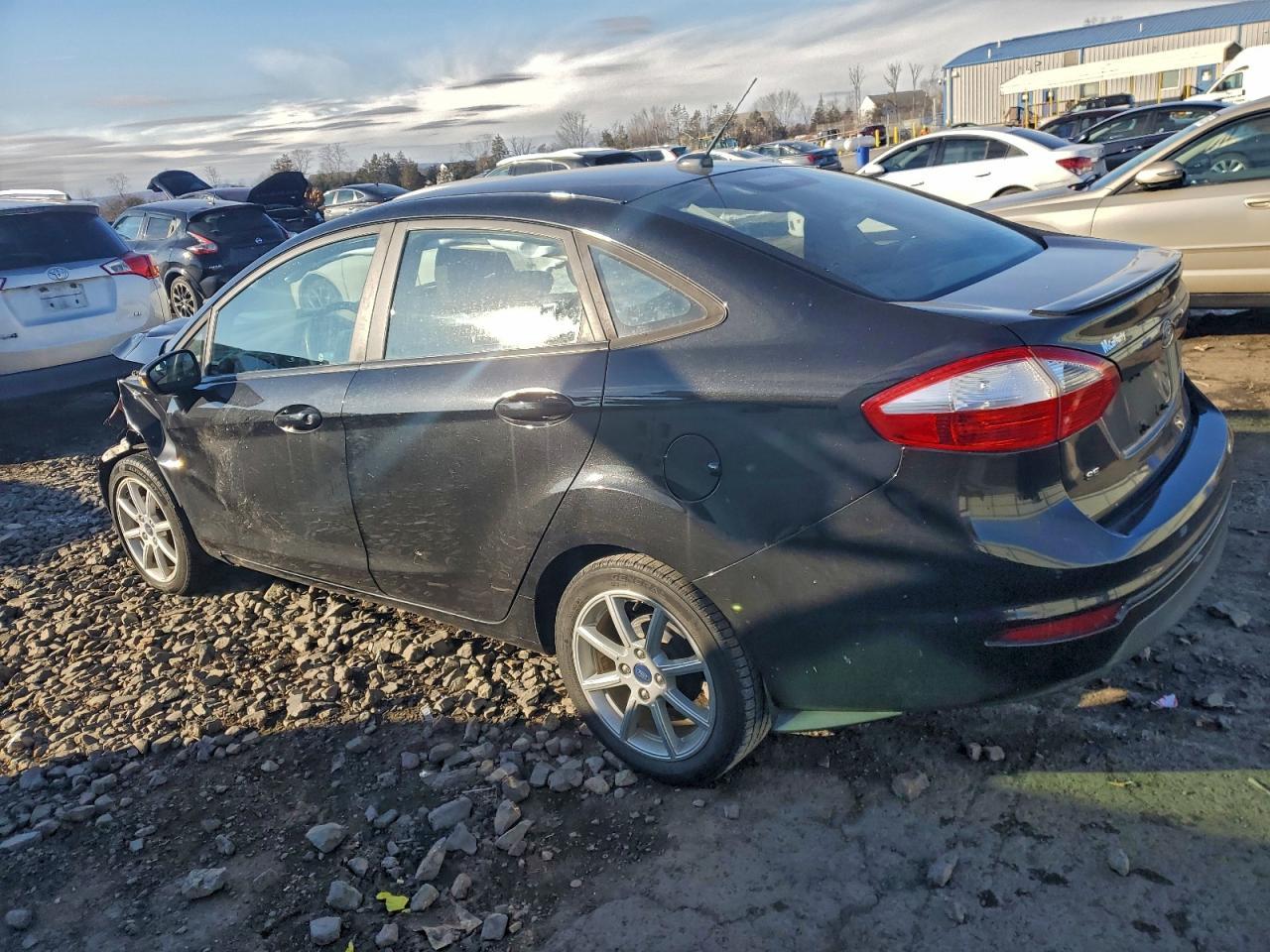 2015 FORD Fiesta