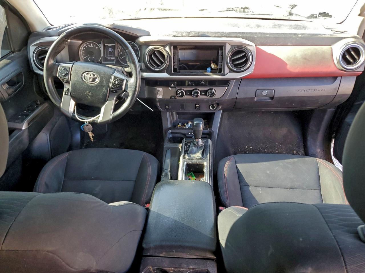 2016 TOYOTA TACOMA