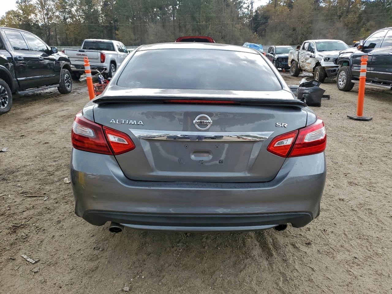 2017 NISSAN ALTIMA