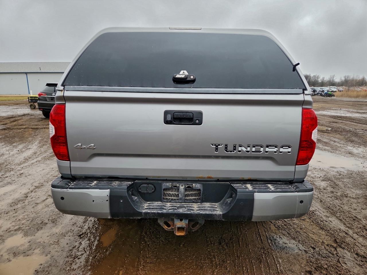 2016 TOYOTA TUNDRA