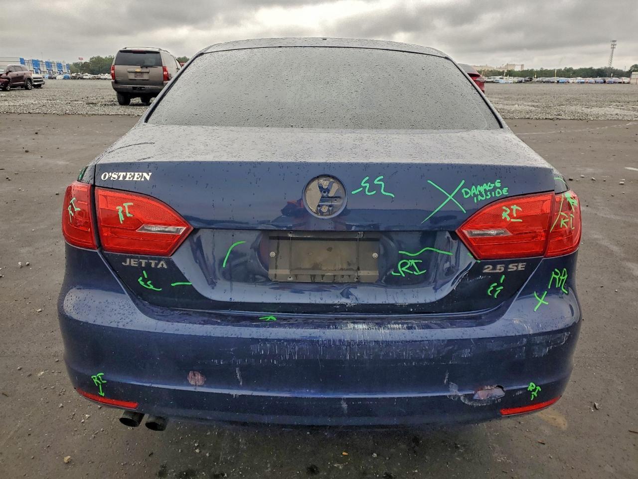 2013 VOLKSWAGEN