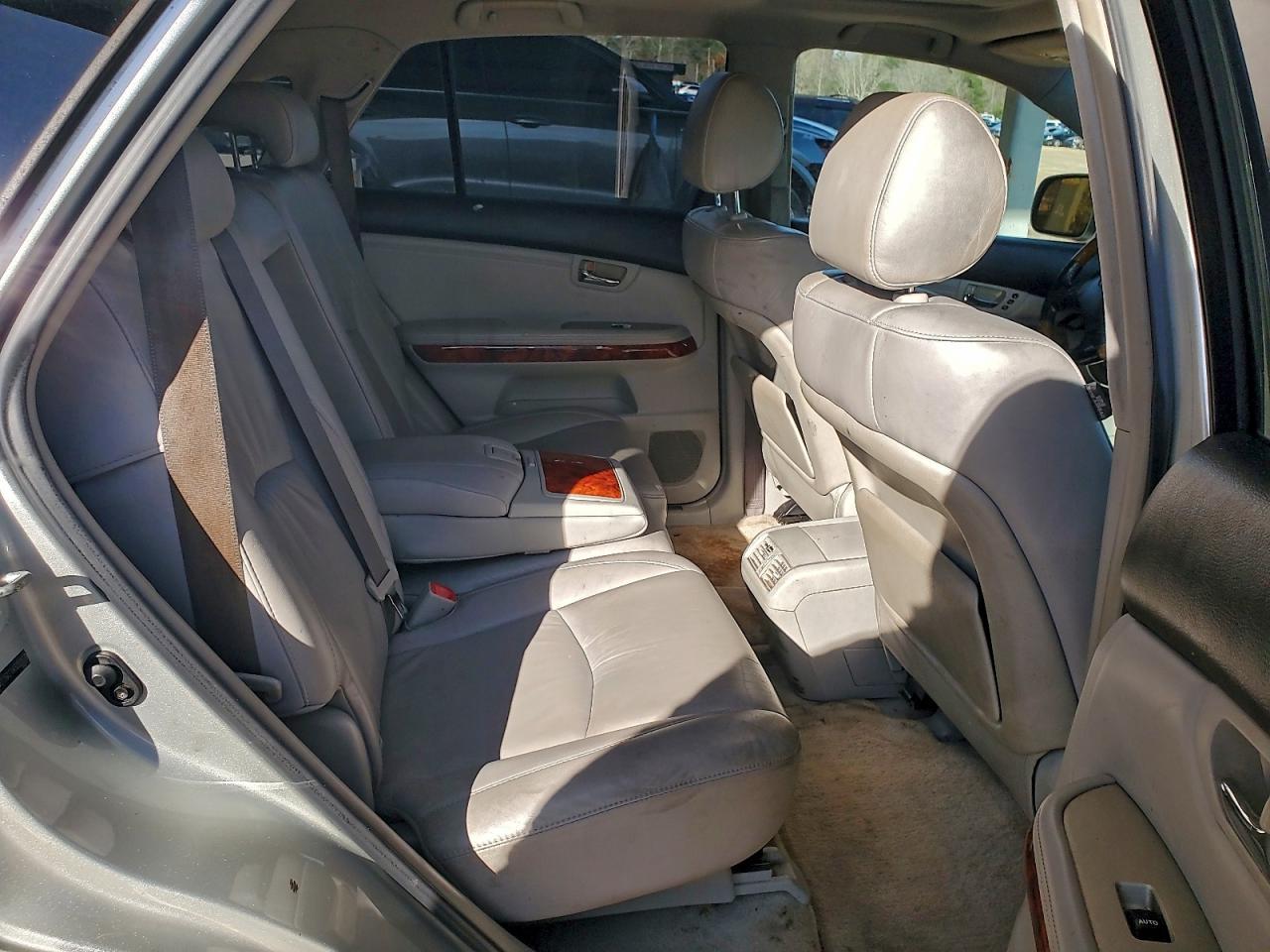 2005 LEXUS Rx 330