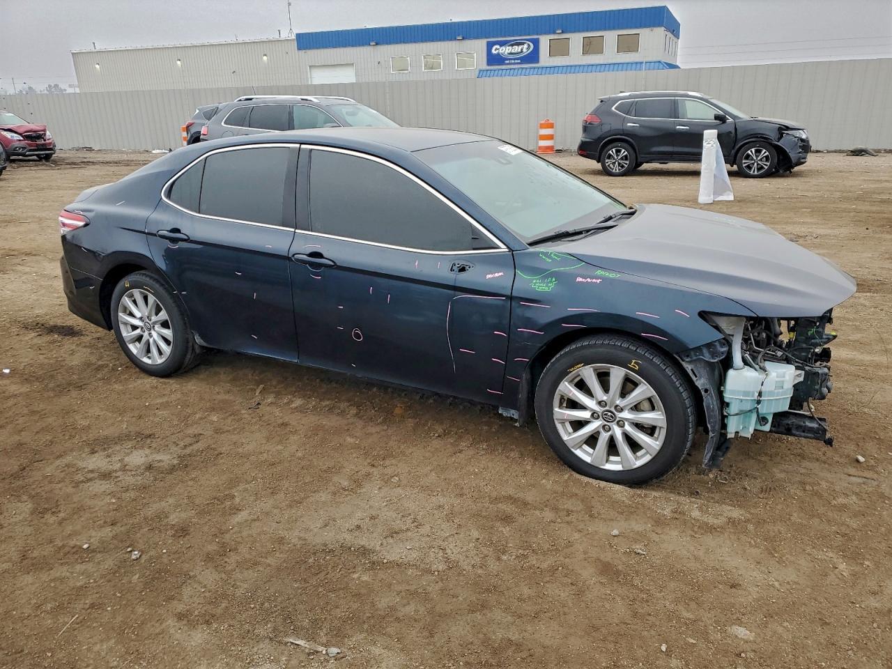 2018 TOYOTA CAMRY