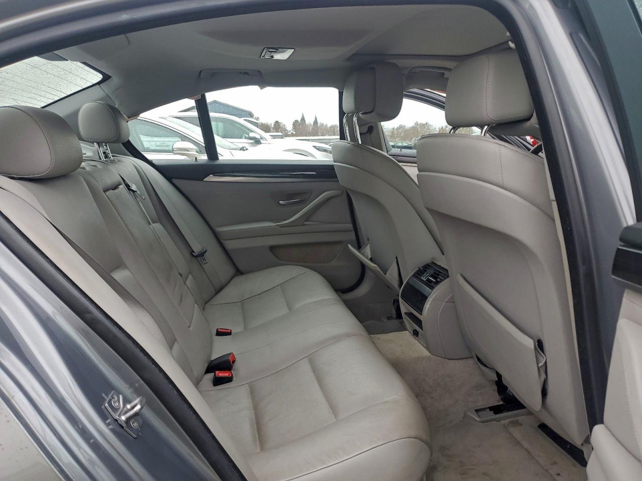 2011 BMW 5 series