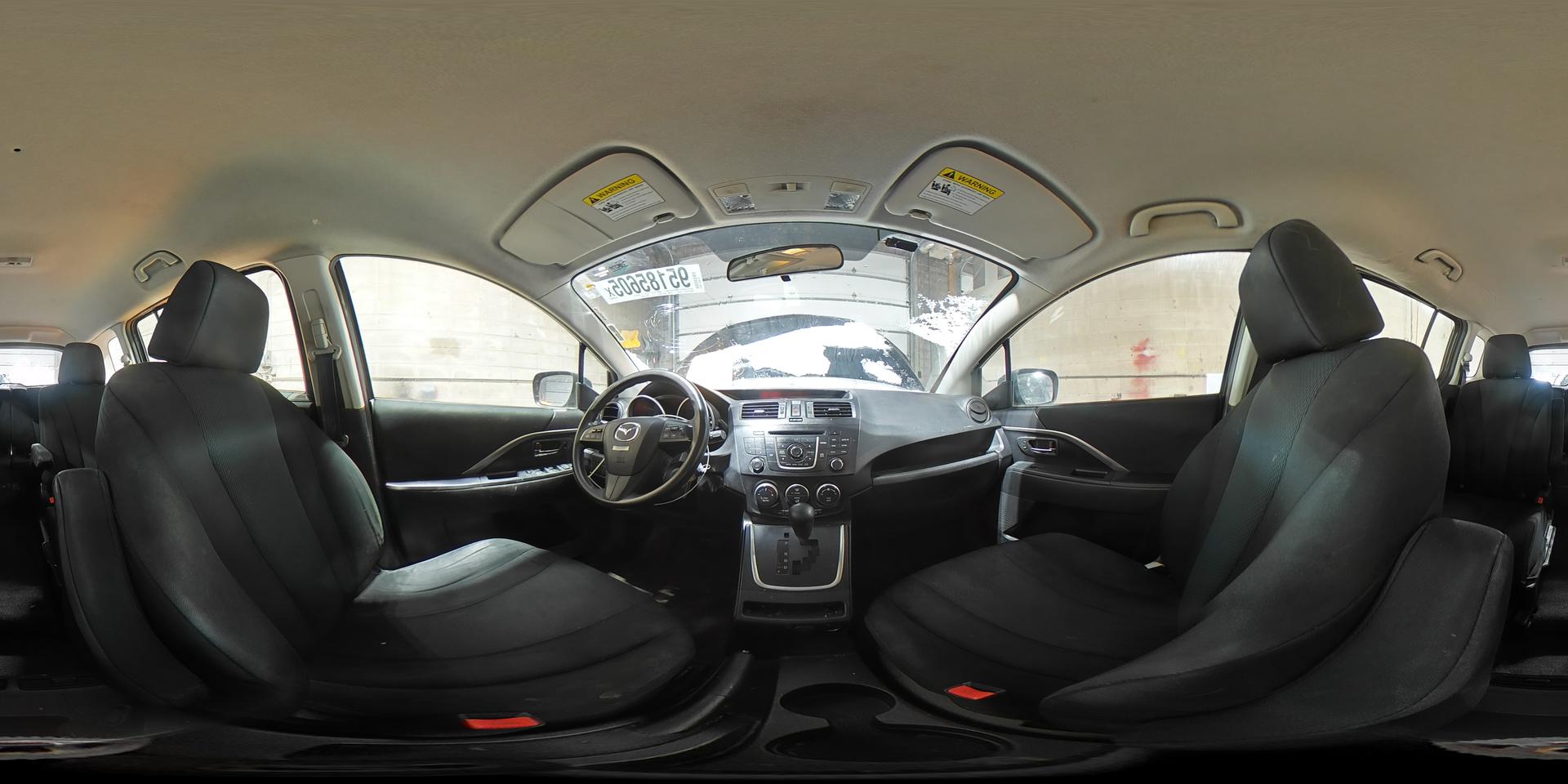 2015 MAZDA 5