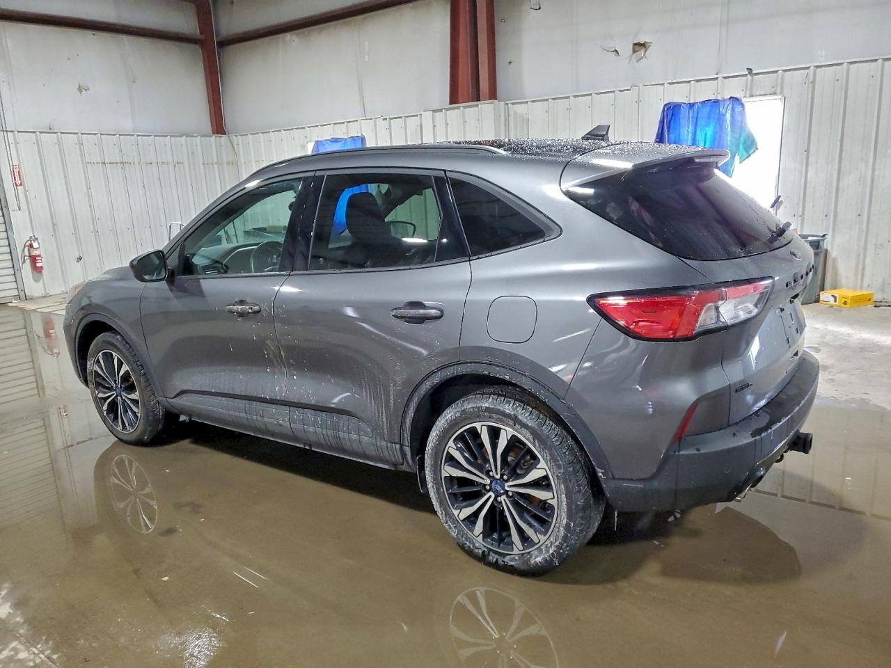 2021 FORD ESCAPE