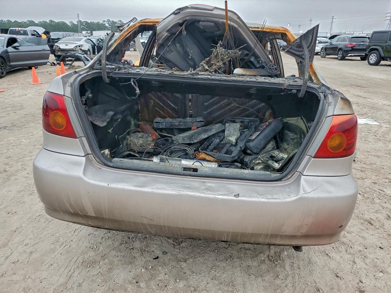 2003 TOYOTA COROLLA