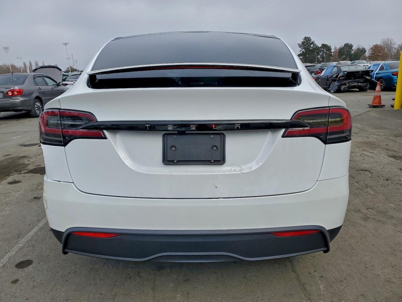 2024 TESLA MODEL X