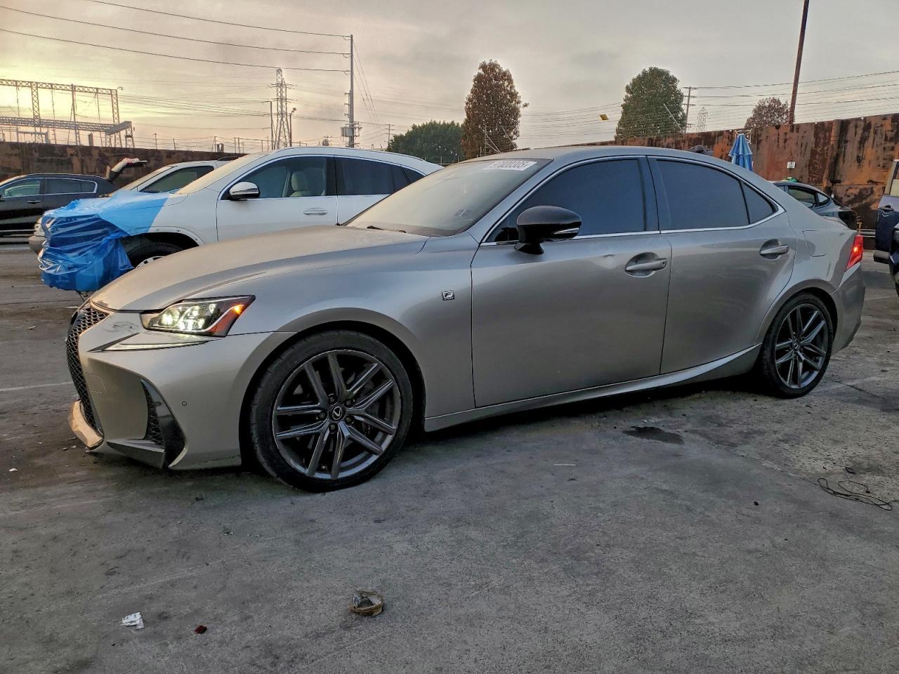 2019 LEXUS IS 300